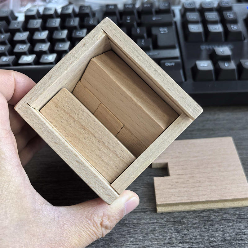 마법의 IQ 블록의 비스듬한 배치 성인을위한 나무 퍼즐 - Woodworking Kids Toys 리뷰 및 가격